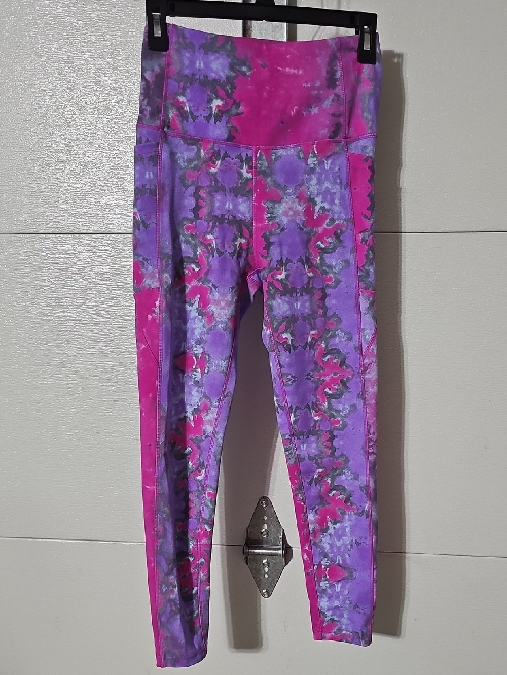 Nicole Miller Sport Pink and Purple Tie-Dye Leggings